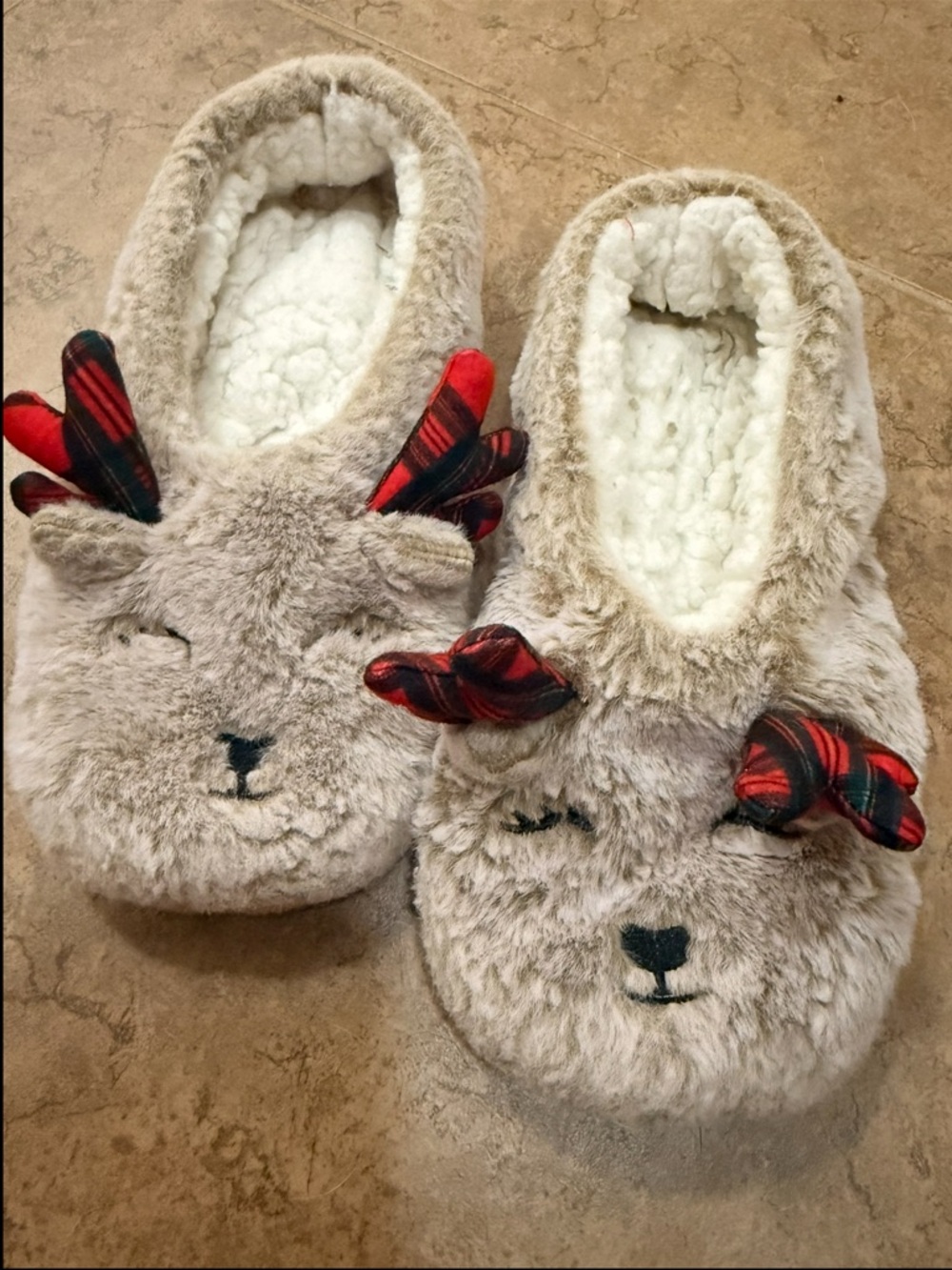 Fuzzy Reindeer Slippers, S